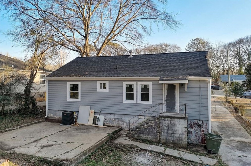 822 Midway St, Atlanta GA 30315-8611 exterior