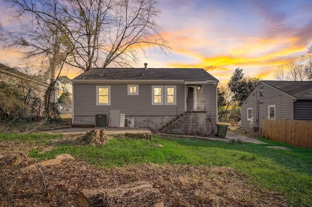 822 Midway St, Atlanta GA 30315-8611 exterior