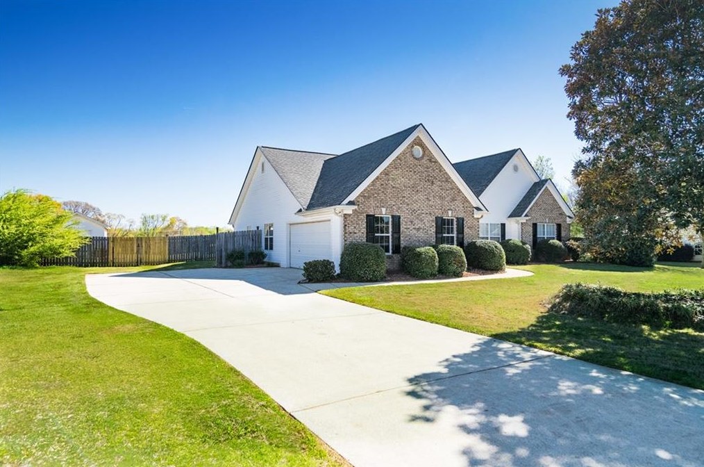 50 Blackcherry Ct, Jefferson, GA 30549-6361