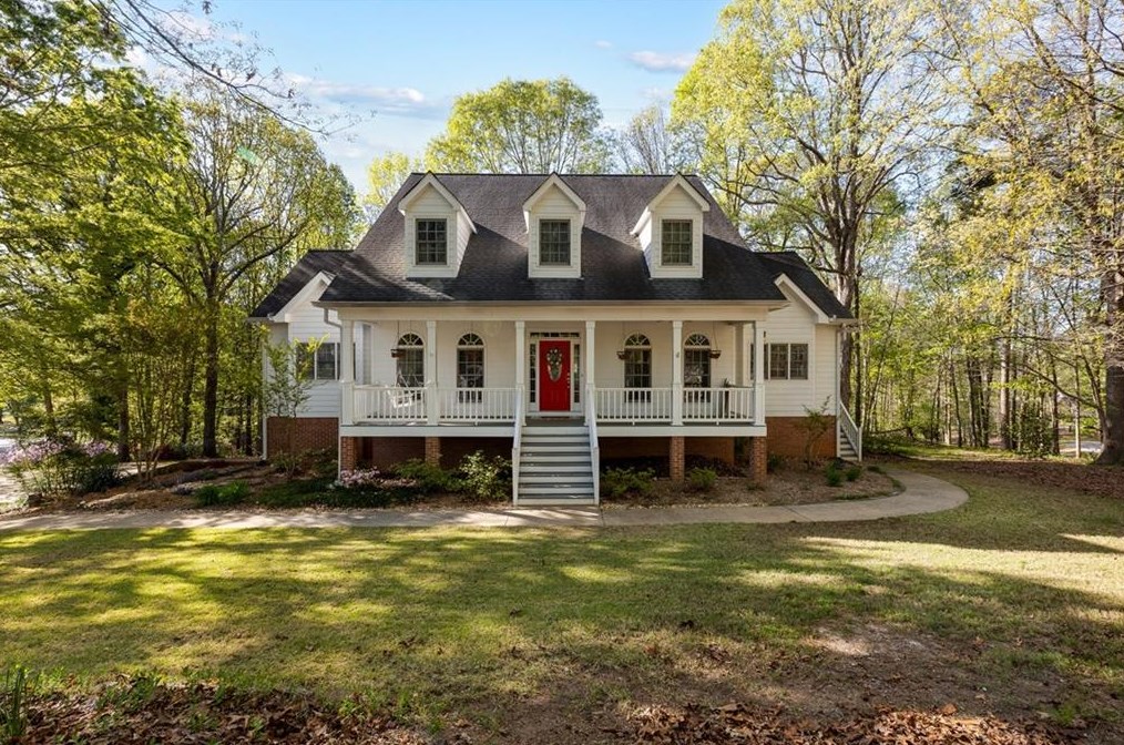 7471 Mason Falls Dr, Winston, GA 30187