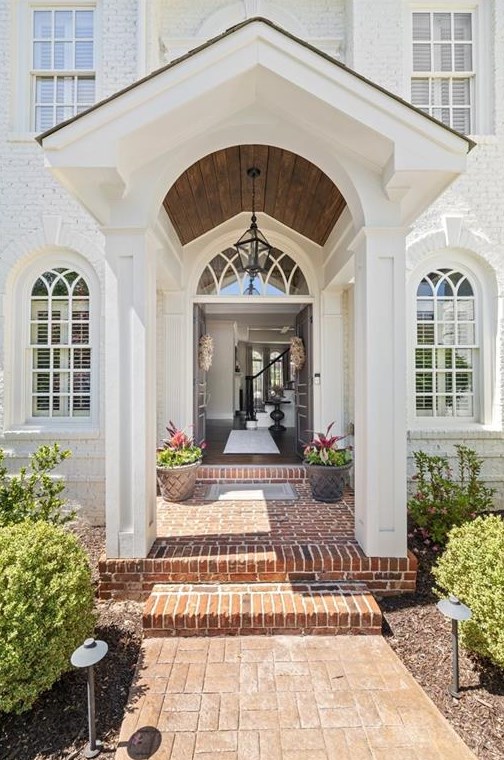 1088 Hunters Brook Ct, Atlanta GA  30319-4714 exterior