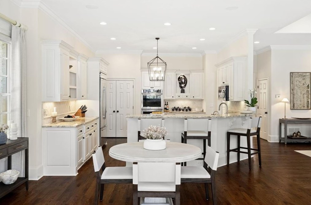 1088 Hunters Brook Ct, Atlanta GA  30319-4714 exterior