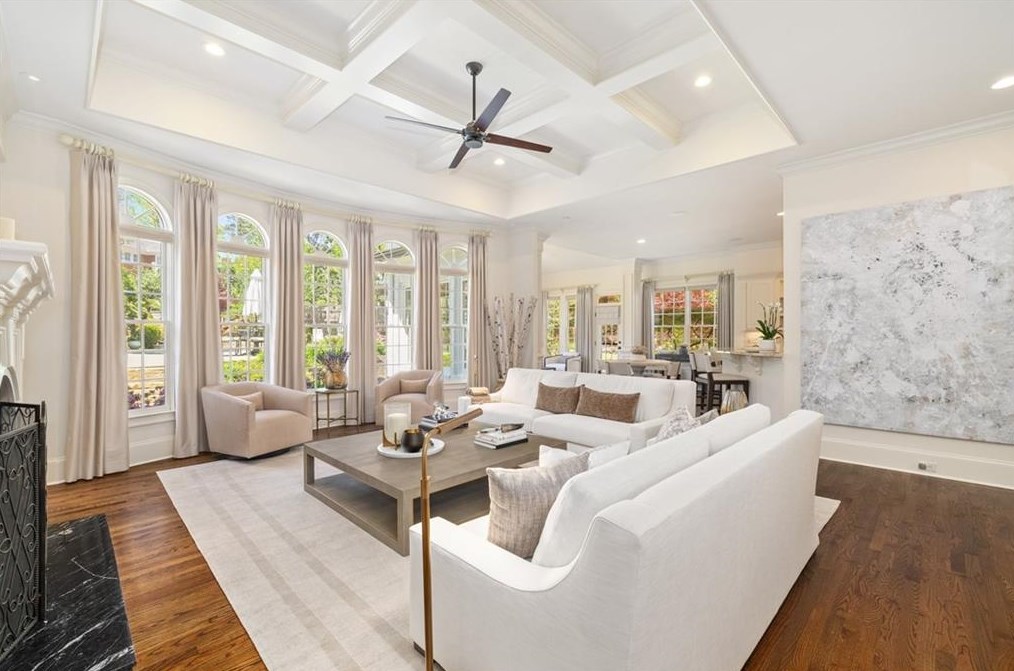 1088 Hunters Brook Ct, Atlanta GA  30319-4714 exterior
