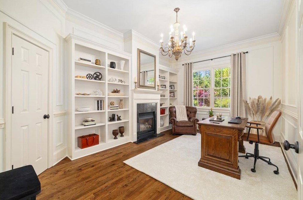 1088 Hunters Brook Ct, Atlanta GA  30319-4714 exterior