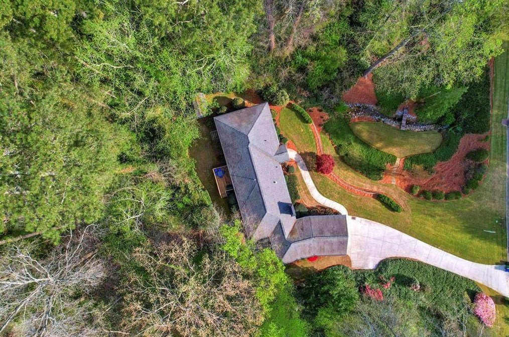 1538 Council Bluff Dr, Atlanta GA  30345-4136 exterior