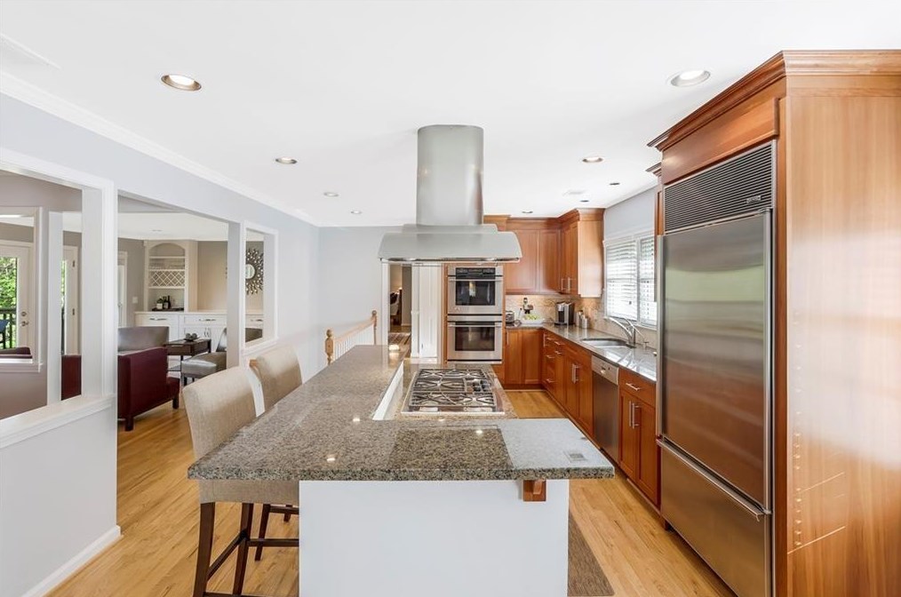 1538 Council Bluff Dr, Atlanta GA  30345-4136 exterior
