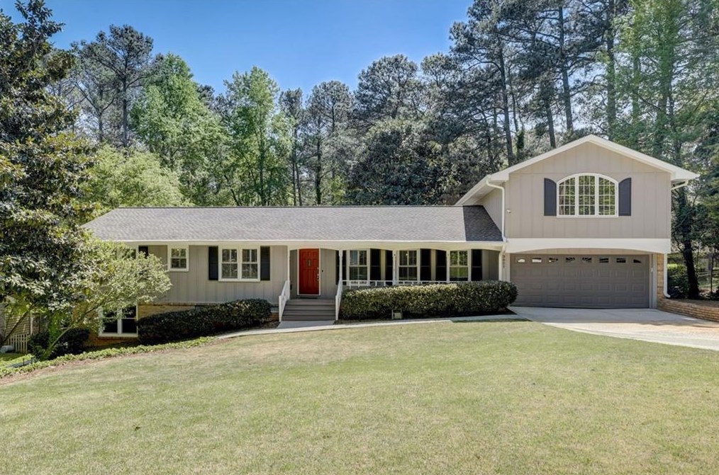 3837 Foxford Dr, Atlanta GA  30340-4406 exterior