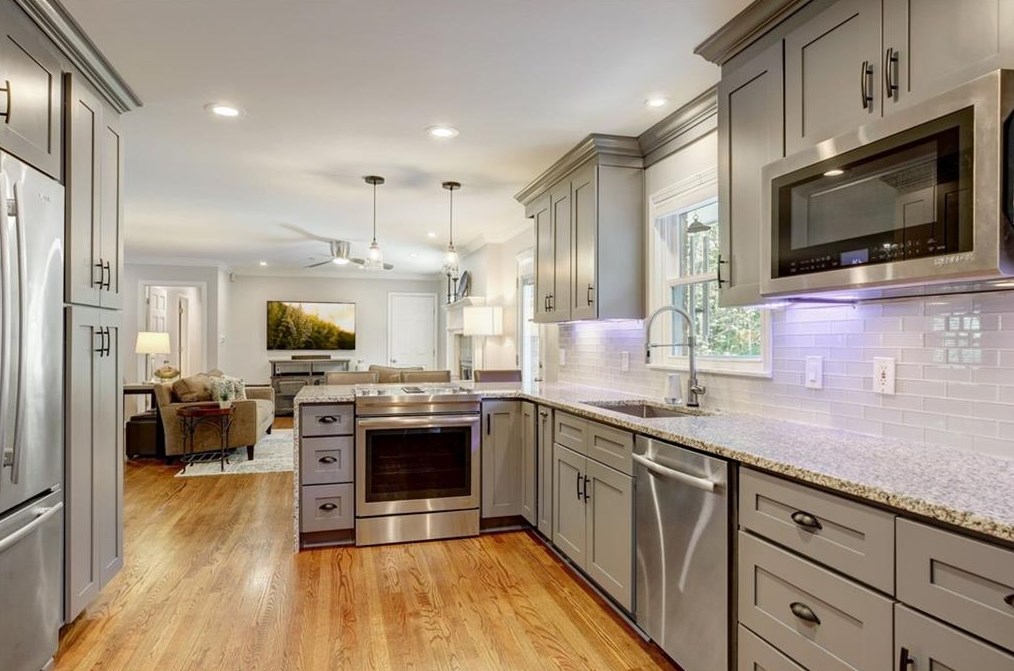 3837 Foxford Dr, Atlanta GA  30340-4406 exterior