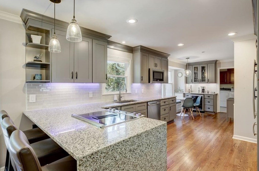 3837 Foxford Dr, Atlanta GA  30340-4406 exterior