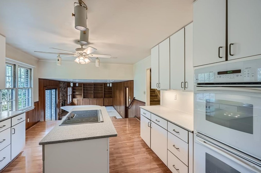2255 Shasta Way, Atlanta GA  30345-2603 exterior