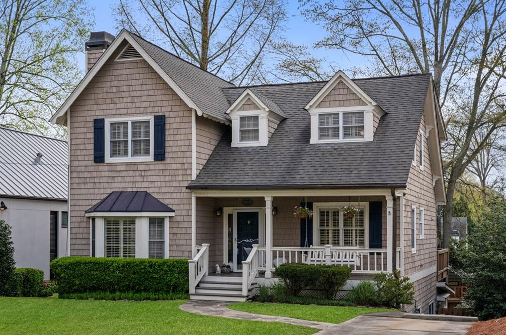 2601 Brookwood Dr, Atlanta GA  30305-3752 exterior