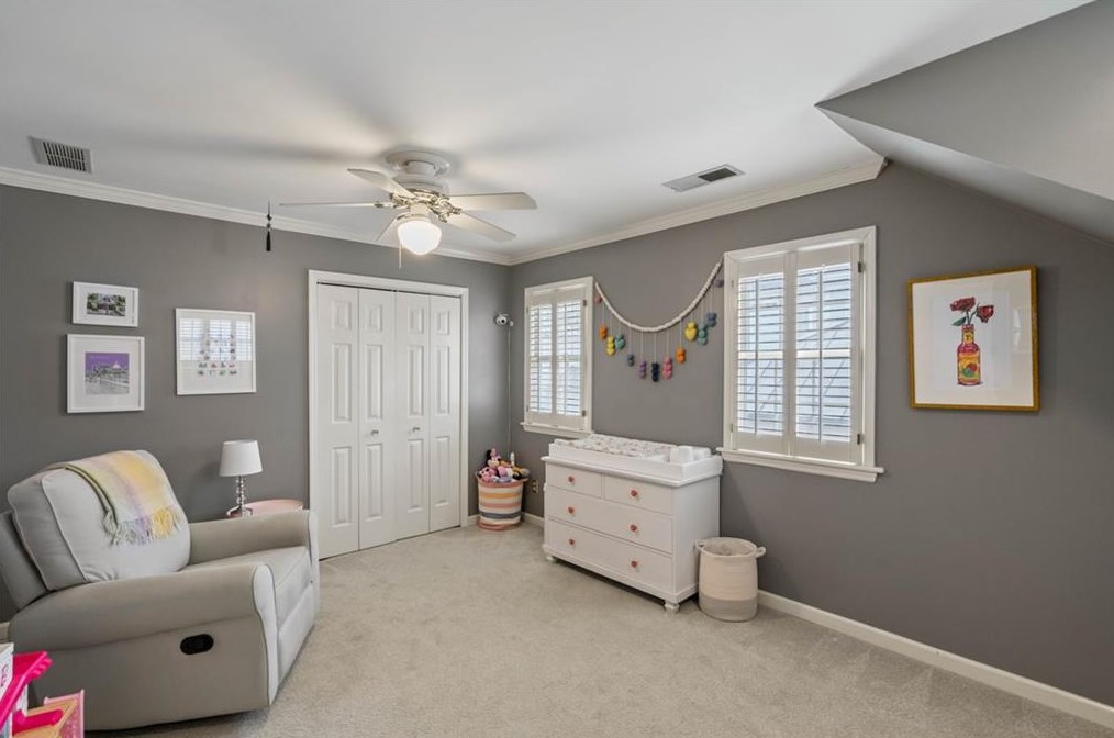 2601 Brookwood Dr, Atlanta GA  30305-3752 exterior