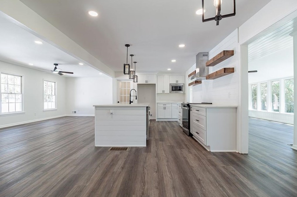 5019 Mountclaire Rd, Stone Mountain, GA 30087-1340