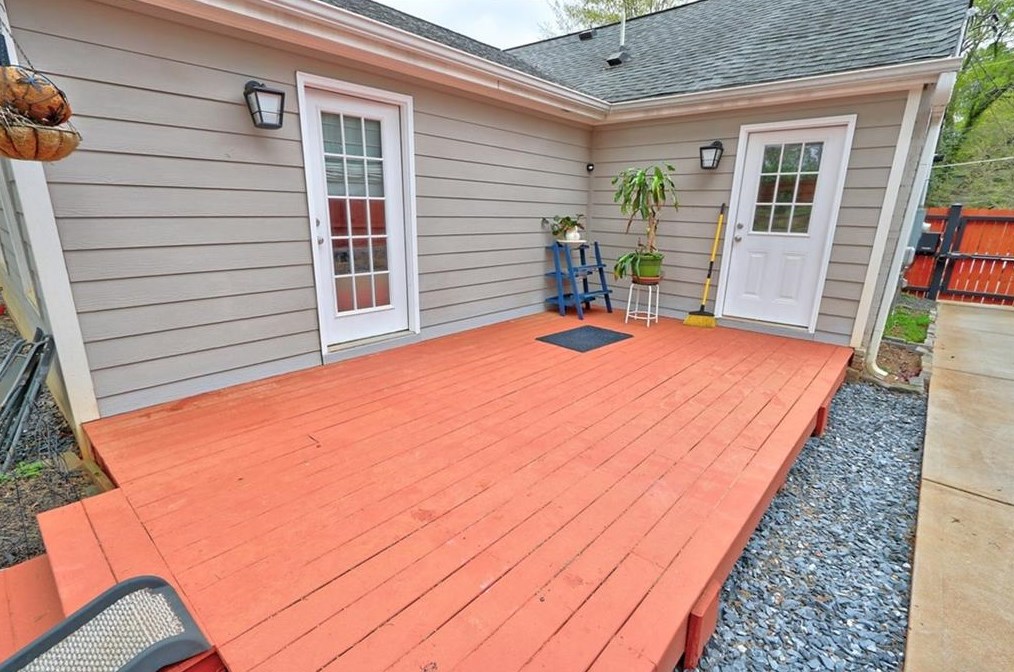 2012 Marco Dr, Decatur GA  30032-3936 exterior