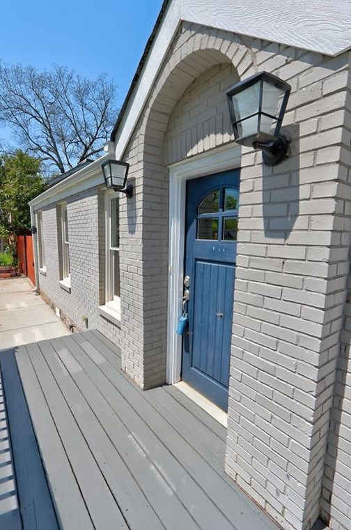 2012 Marco Dr, Decatur GA  30032-3936 exterior