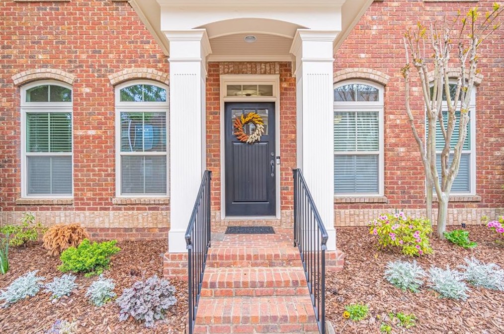 404 Causeway Ct, Suwanee, GA 30024-8782