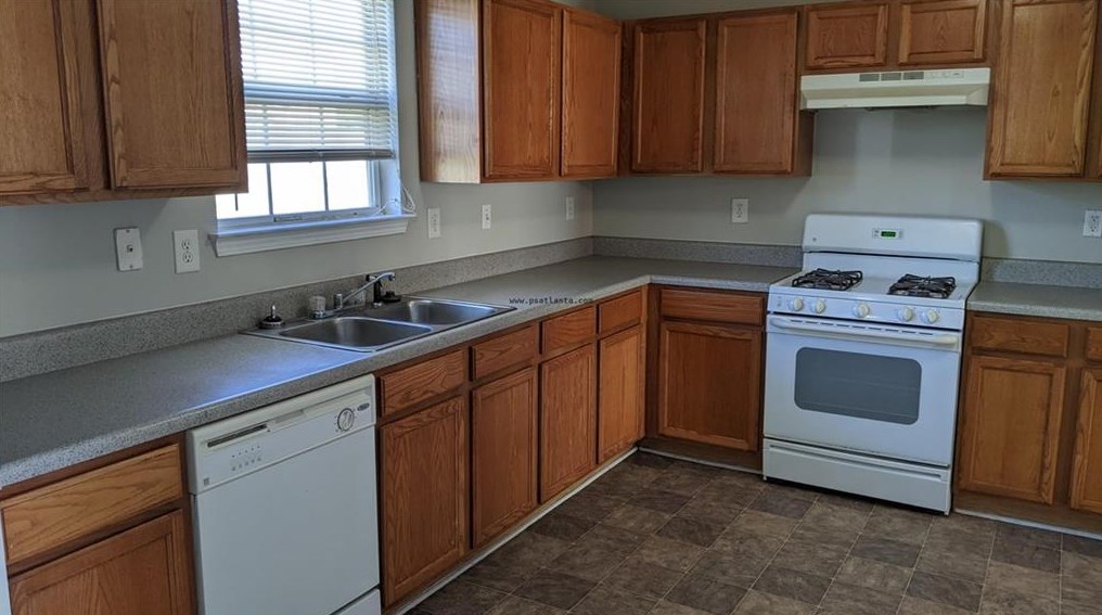 452 Parkside Way, Mcdonough GA  30253-9080 exterior