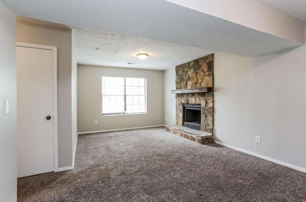 6166 Charring Cross Ct, Lithonia, GA 30058
