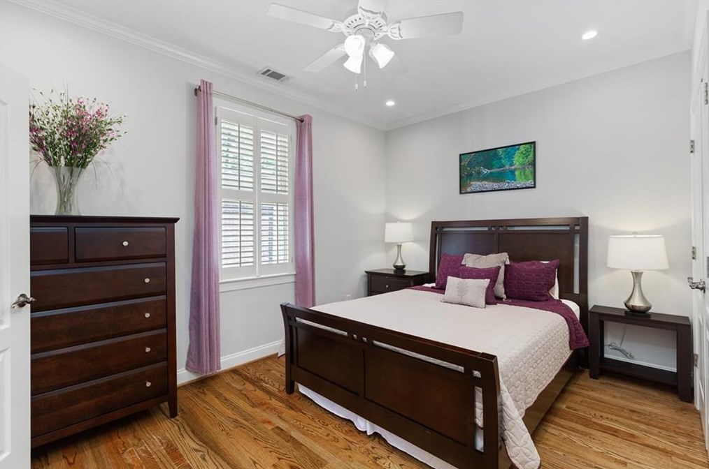 2258 Colonial Dr, Atlanta GA  30319-3881 exterior