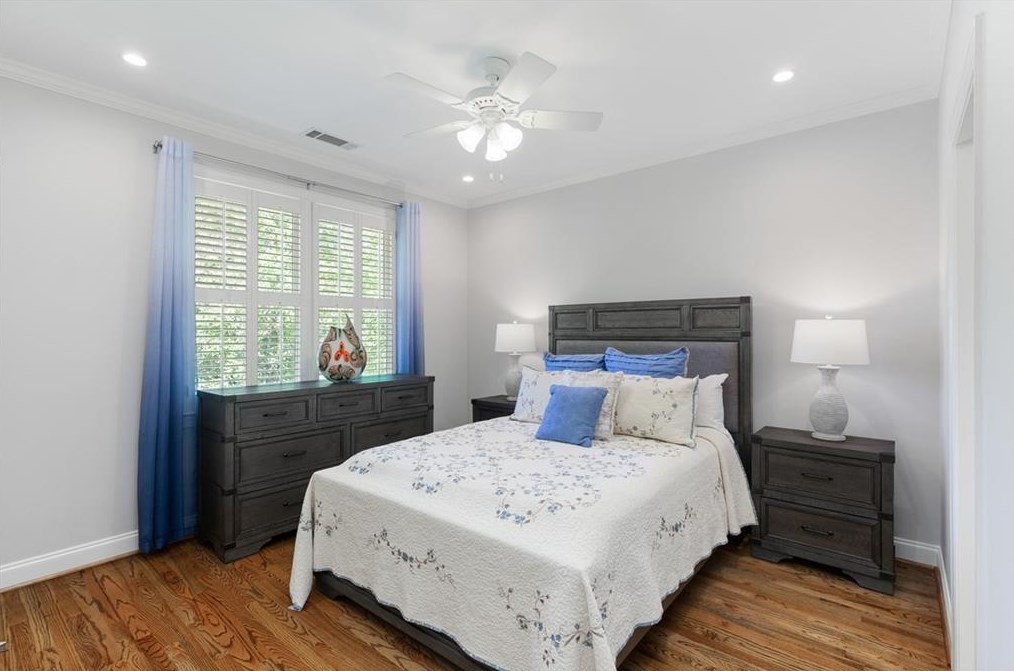 2258 Colonial Dr, Atlanta GA  30319-3881 exterior