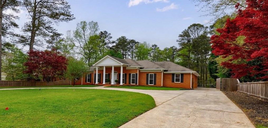 11600 Northgate Trl, Roswell, GA 30075-2336