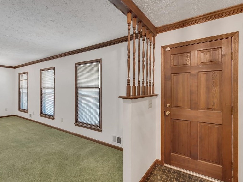 753 Sugar Creek Trl, Conyers, GA 30094-3809