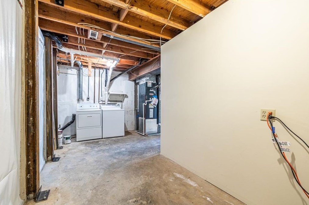 2121 Simsbury Ln, Atlanta GA 30338-6511 exterior