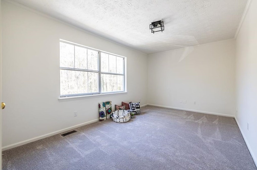 2121 Simsbury Ln, Atlanta GA 30338-6511 exterior