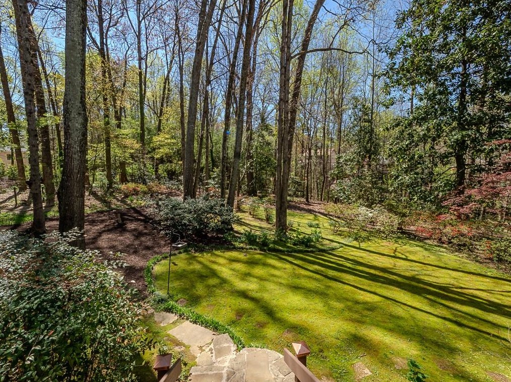 2437 Windon Ct, Atlanta GA  30360-1634 exterior