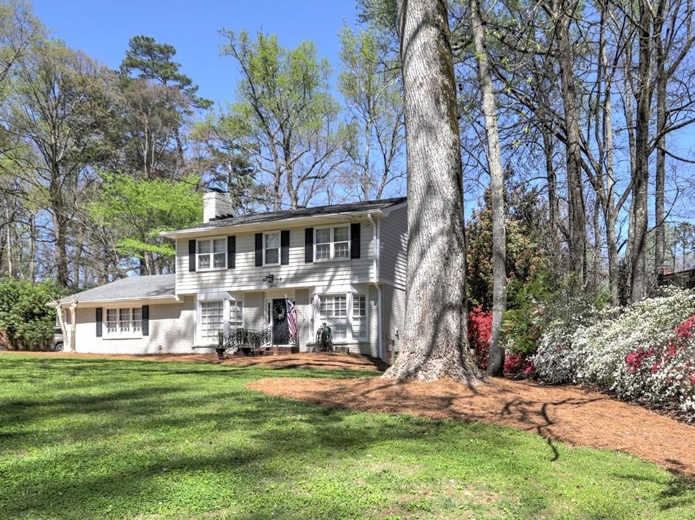 1890 Gainsborough Dr, Atlanta, GA 30341-1014