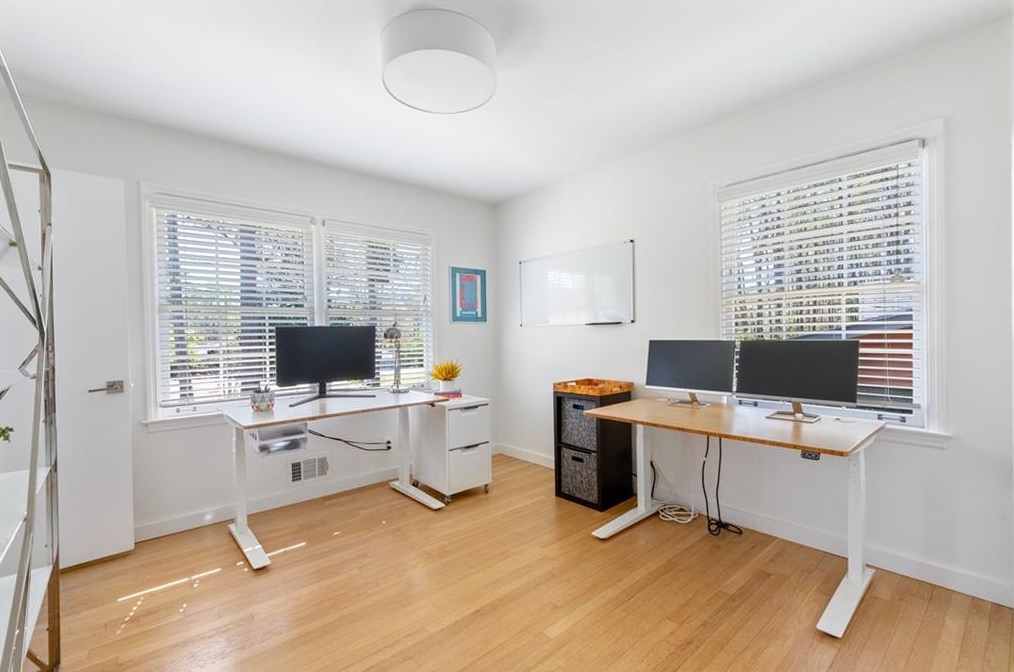 4000 Cooper Lk Rd, Smyrna GA  30082-3326 exterior