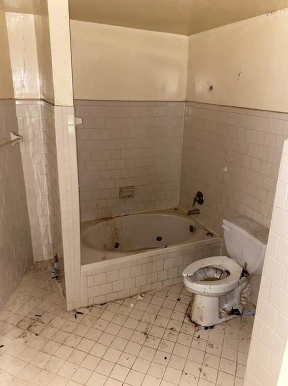 2011 Starmount Way, Decatur GA  30032-0039 exterior