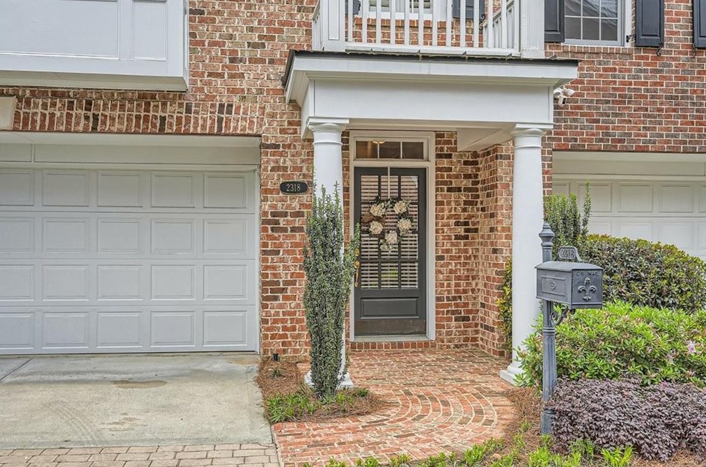 2318 English Ivy Ct, Atlanta, GA 30339