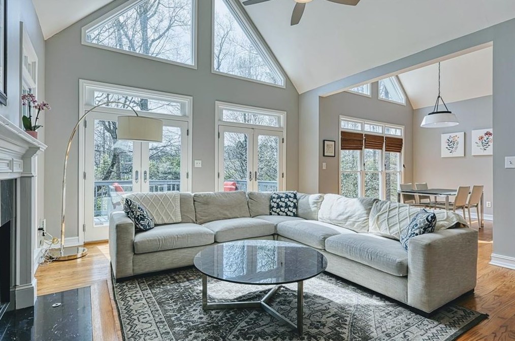 2235 Lenox Walk, Atlanta, GA 30319-3835