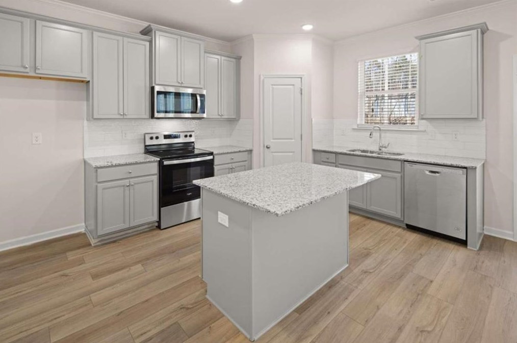 563 Hancock Dr, Atlanta GA  30354-2513 exterior