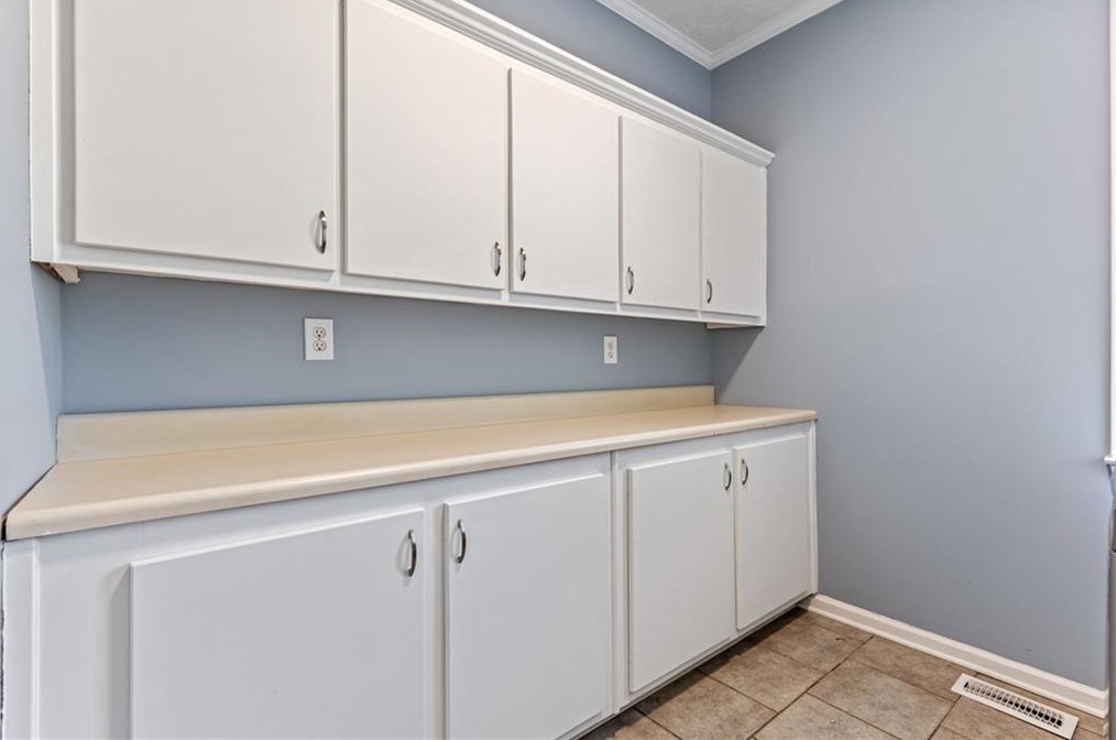 2140 Smyrna Rd, Conyers GA  30094-6169 exterior