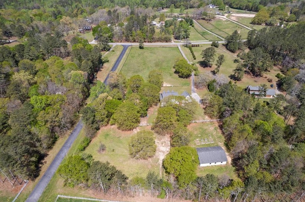 2140 Smyrna Rd, Conyers GA  30094-6169 exterior