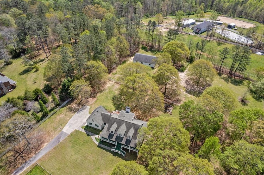 2140 Smyrna Rd, Conyers GA  30094-6169 exterior