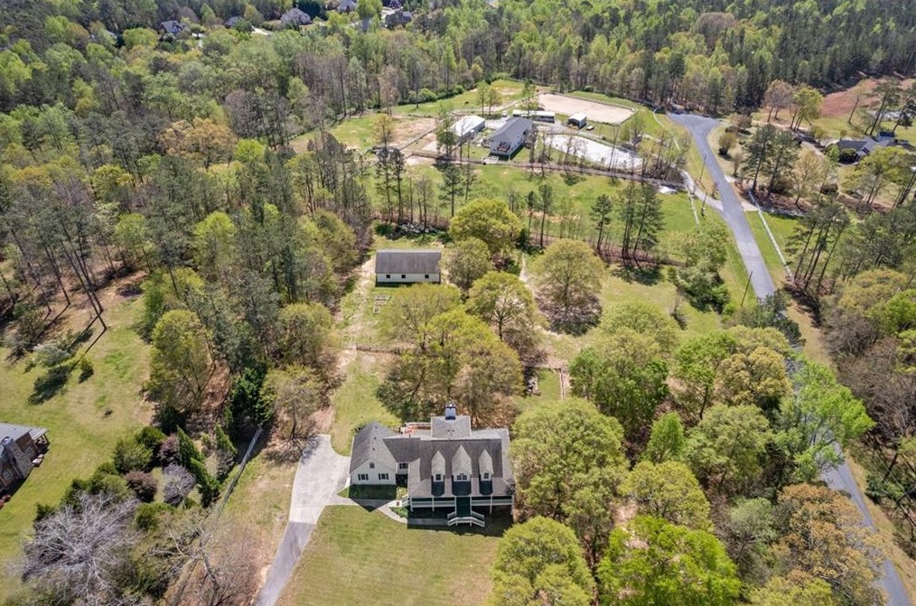 2140 Smyrna Rd, Conyers GA  30094-6169 exterior