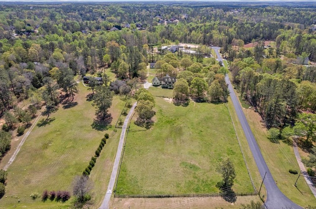 2140 Smyrna Rd, Conyers GA  30094-6169 exterior