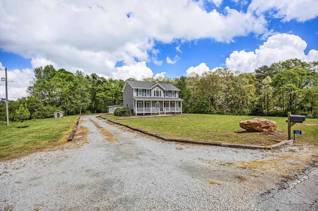 732 Reno Dr, Hartwell, GA 30643-3312