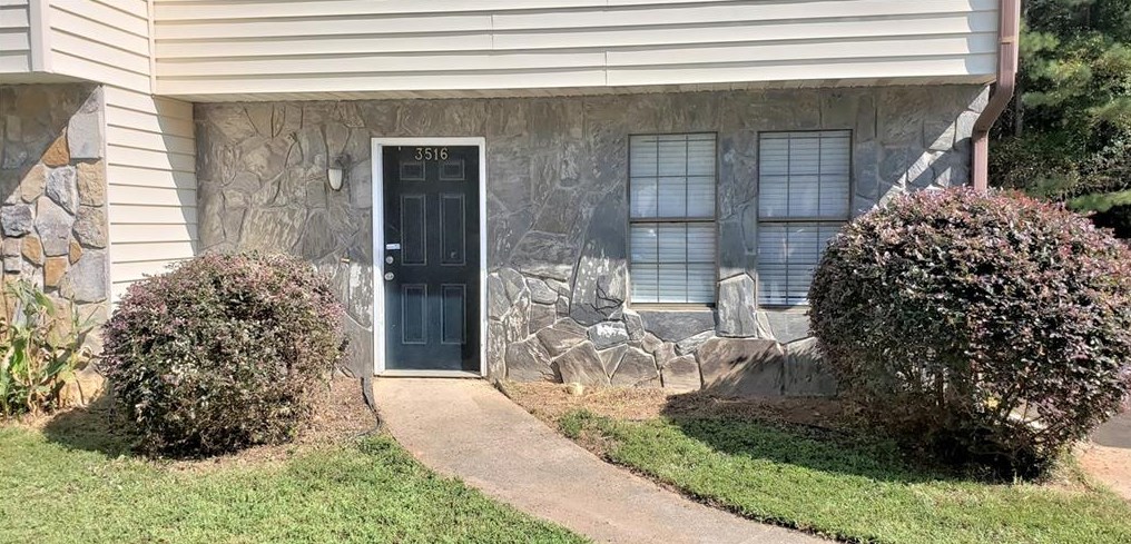 3516 Hopkins Ct, Powder Springs, GA 30127