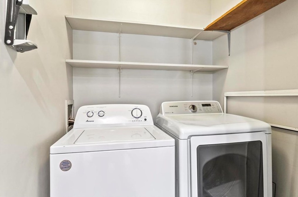 2747 Farmstead Rd, Smyrna GA  30080-2619 exterior