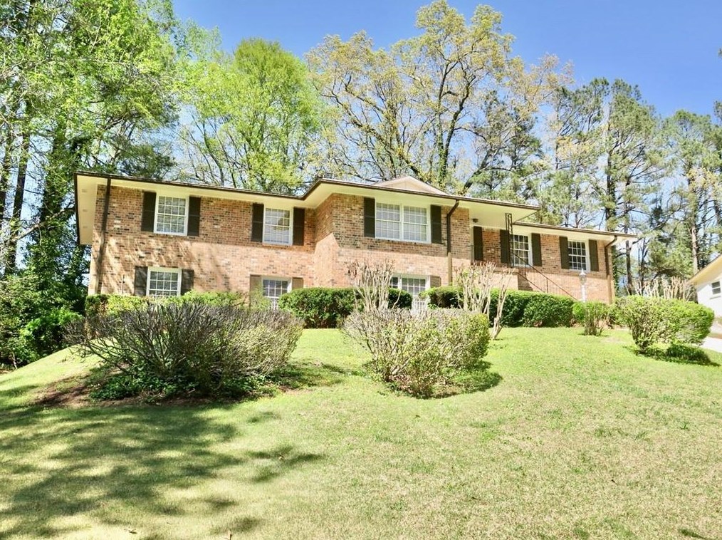 3157 Valleydale Dr, Atlanta, GA 30311-3063