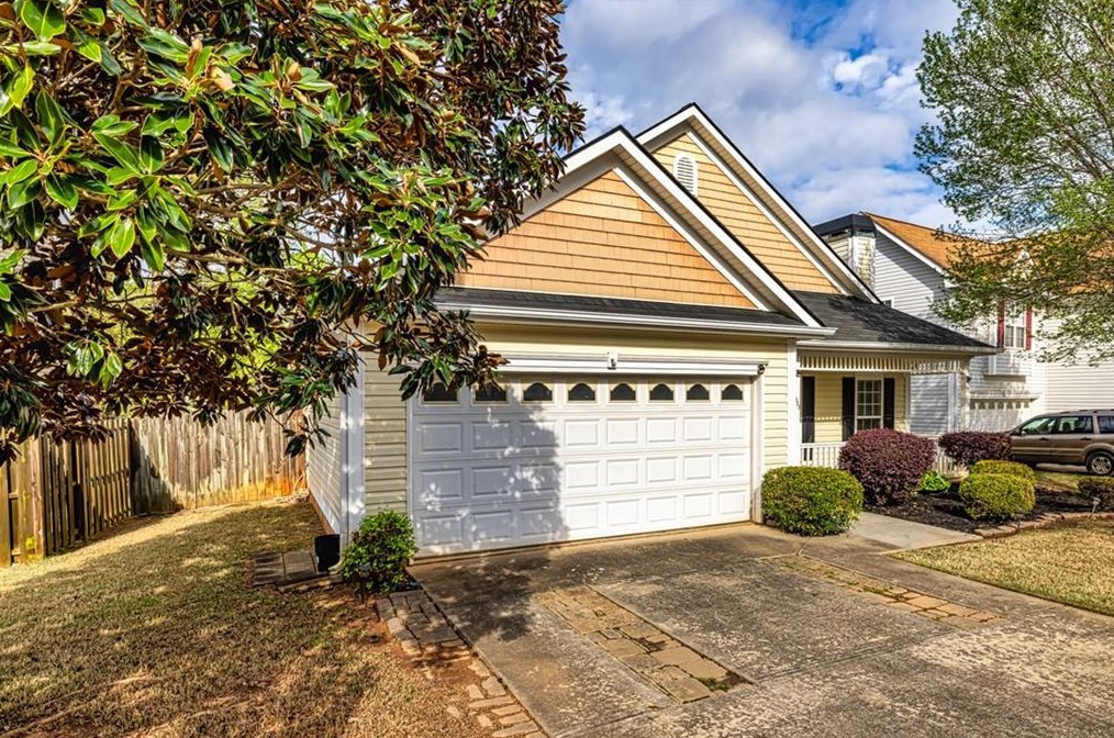 333 Prescott Ct, Newnan, GA 30265