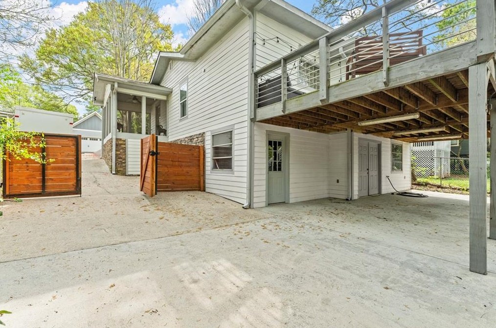 1306 Oak Grv Ave, Atlanta GA  30316-1620 exterior