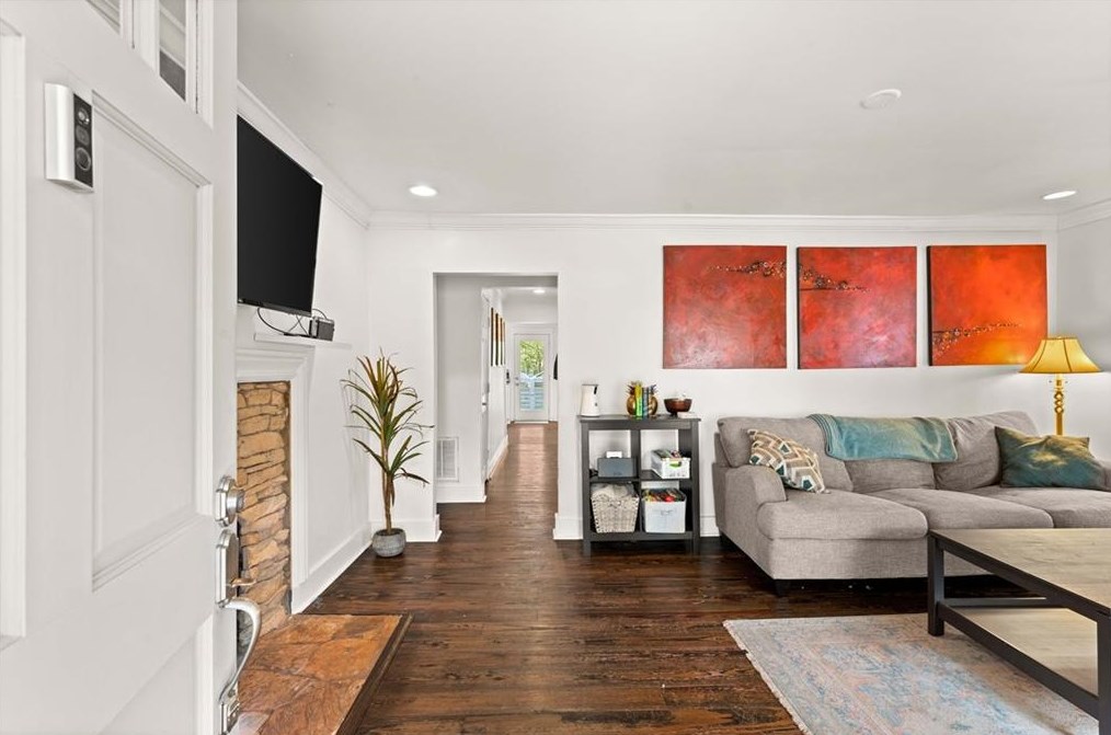 1306 Oak Grove Ave, Atlanta GA  30316-1620 exterior