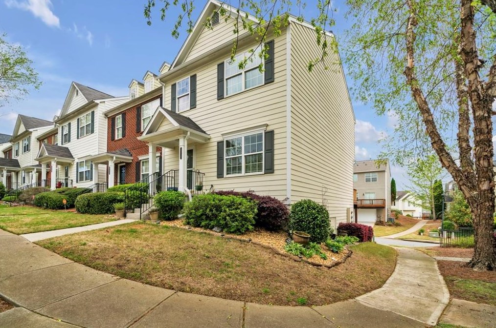 614 Market Place Ln, Holly Springs, GA 30188-2466