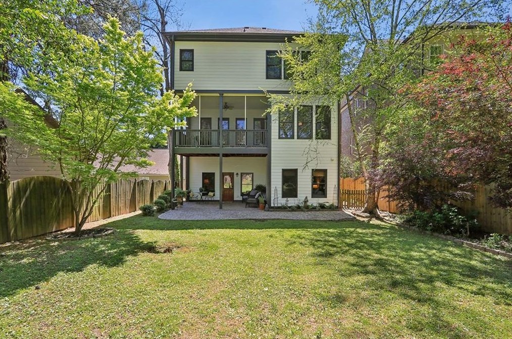 1282 Windsor Pkwy, Atlanta GA  30319-2651 exterior