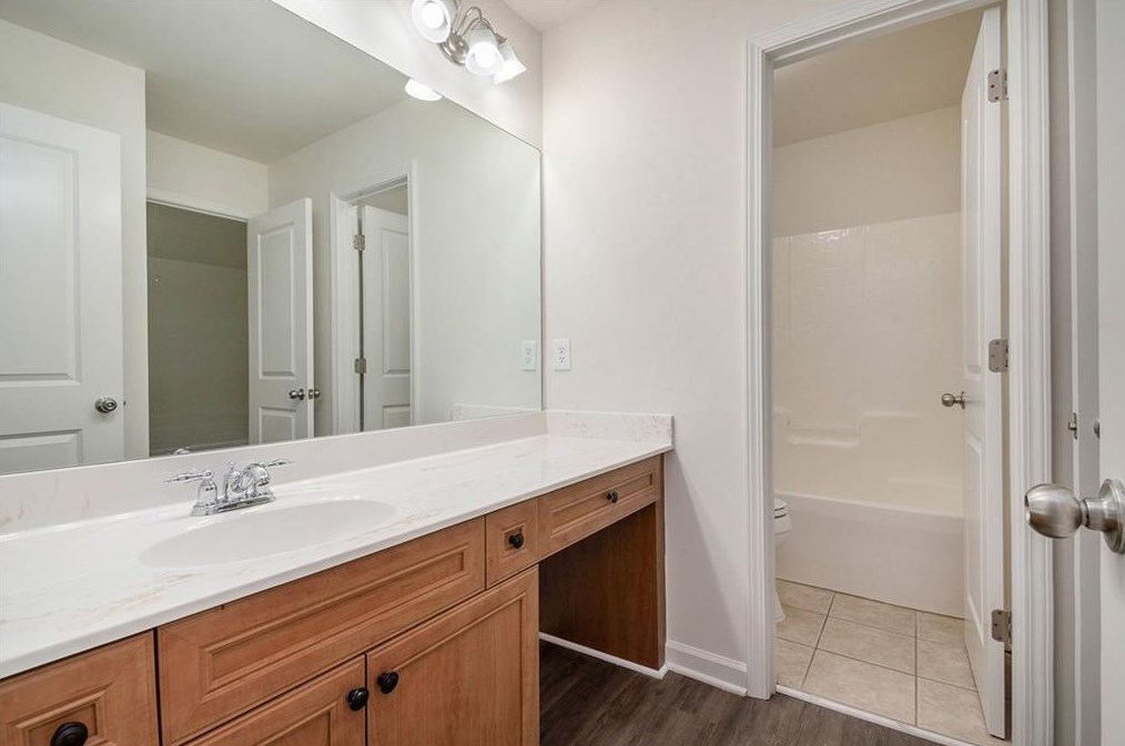 11927 Aspen Forest Dr, Alpharetta GA  30005-7204 exterior